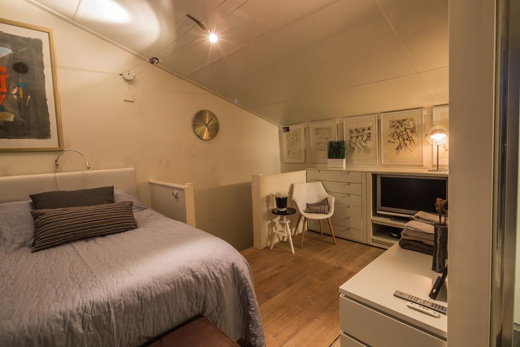 Sleep At Slim Amsterdam Bed & Breakfast Exterior foto